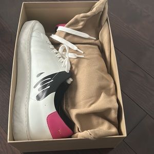 Burberry white sneaker with pink and black